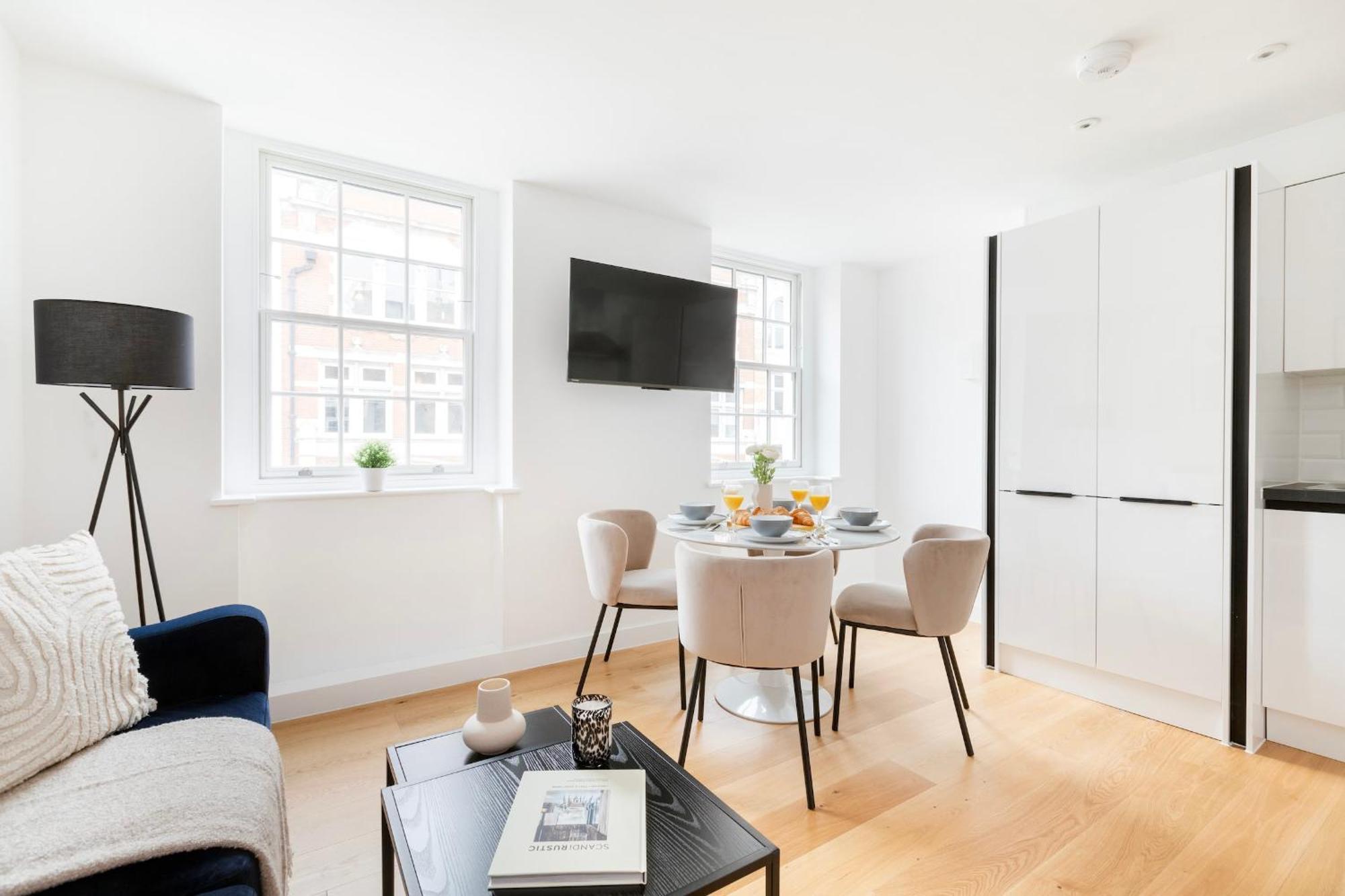 Fitzrovia With Balcony - Cityapartmentstay London Luaran gambar