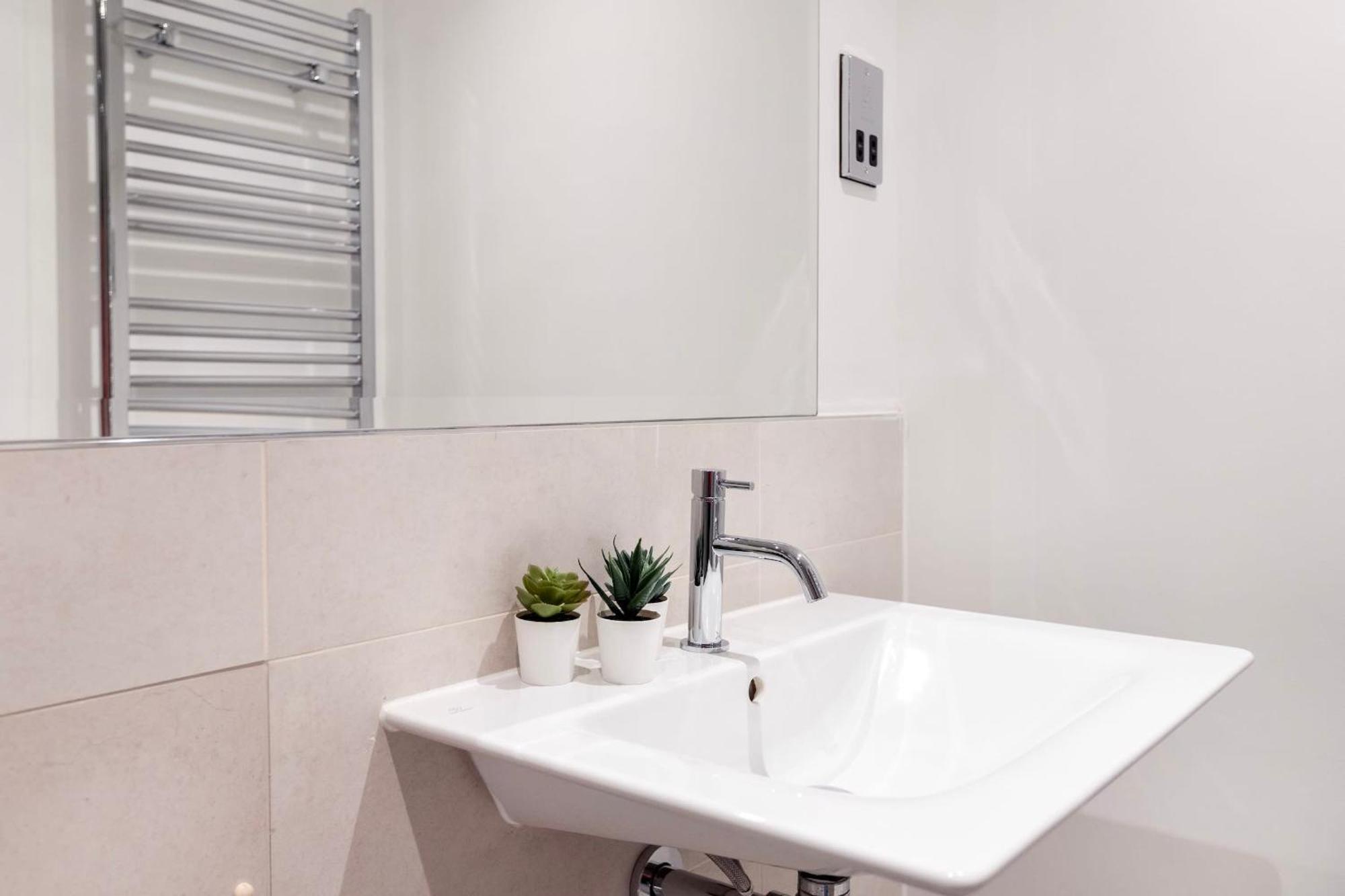 Fitzrovia With Balcony - Cityapartmentstay London Luaran gambar