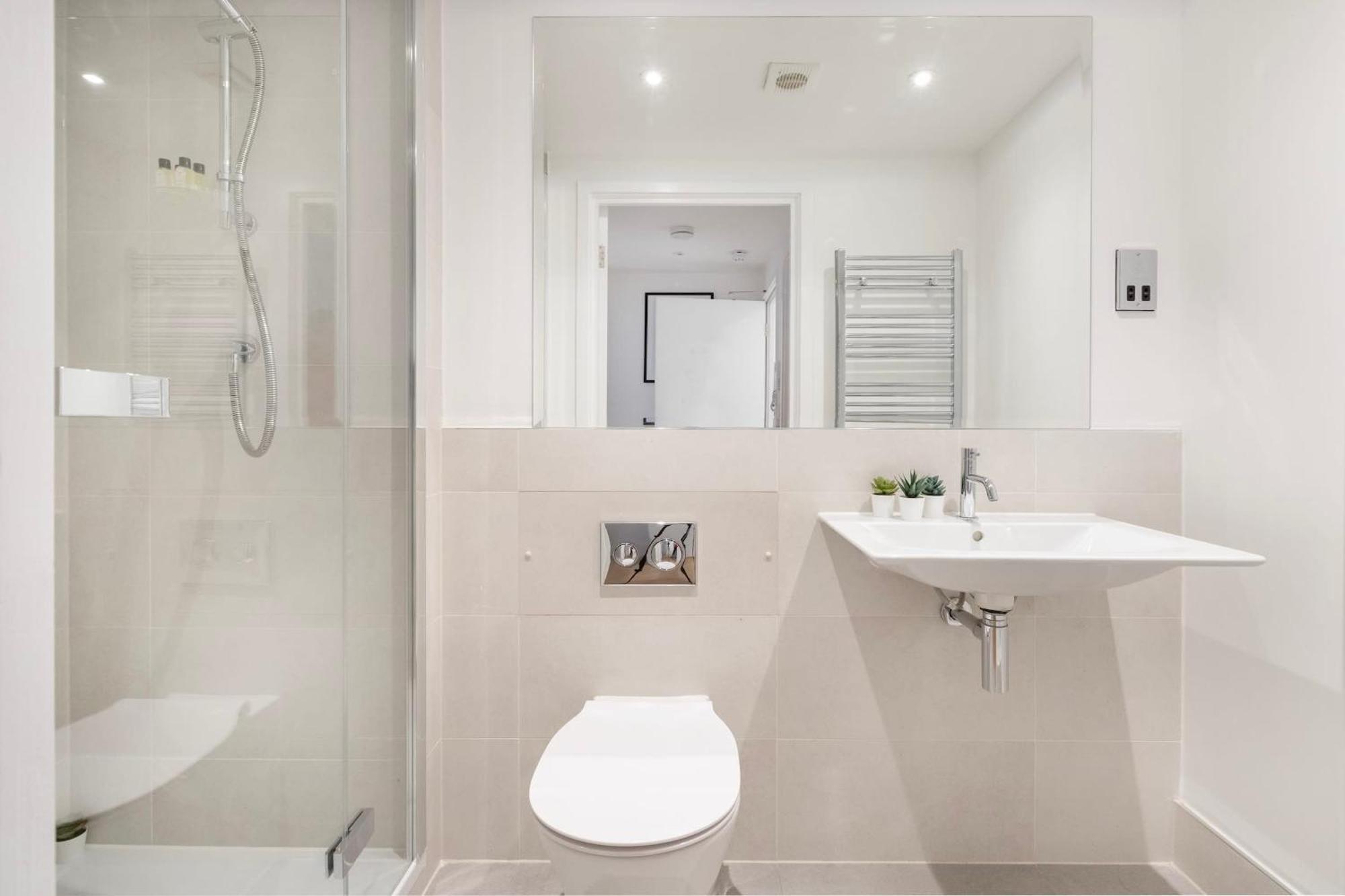 Fitzrovia With Balcony - Cityapartmentstay London Luaran gambar
